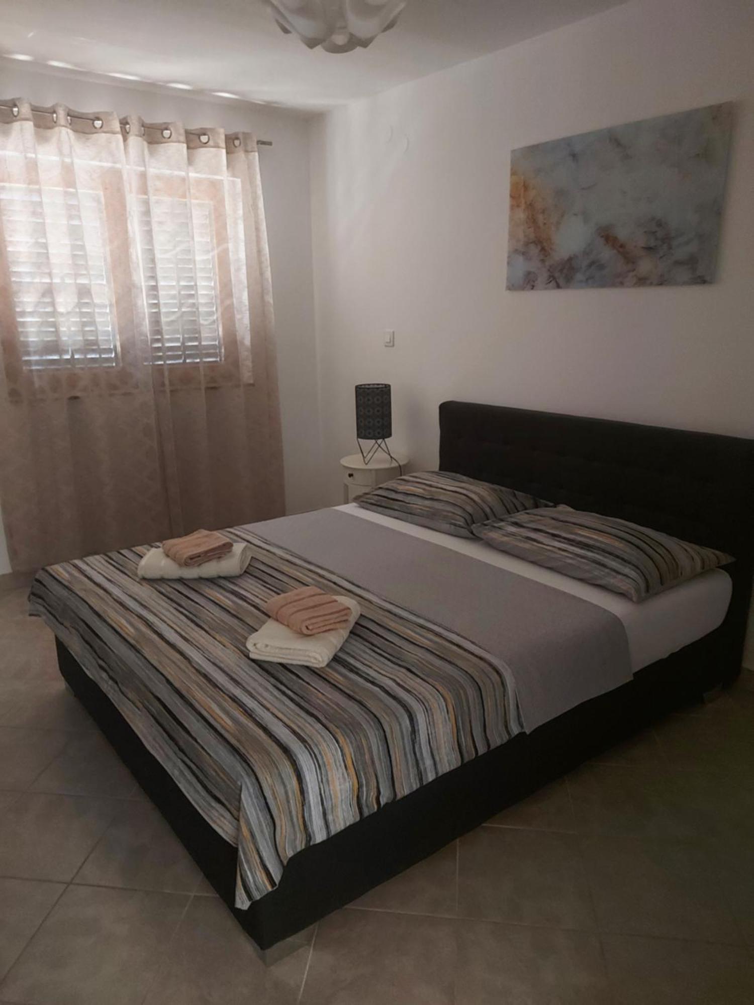 Apartment Spomax Паг Стая снимка